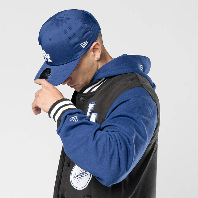 New Era Herren Los Angeles Dodgers Hoodie - League Essentials, Kapuzenpullover Mit Team-Logo New Era Herren Los Angeles Dodgers Hoodie - League Essentials, Kapuzenpullover Mit Team-Logo