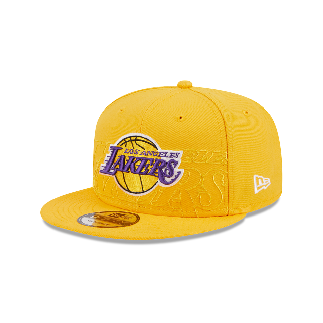 Gorra blanca con diseño integral de parches de los LA Lakers