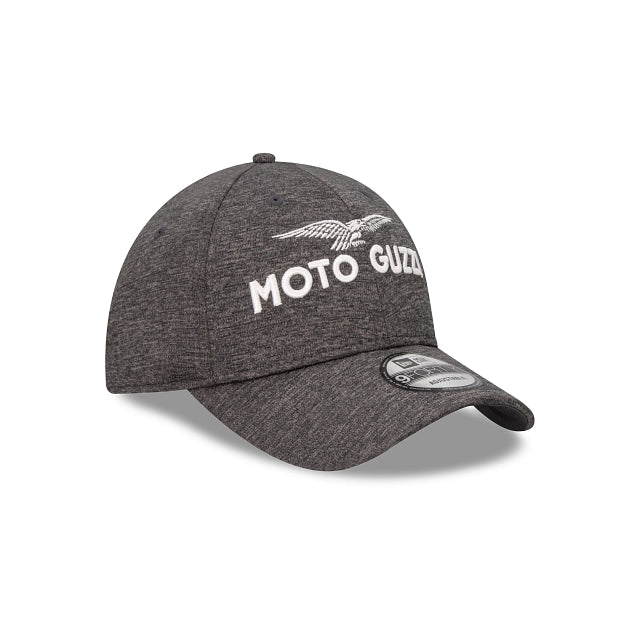 Casquette Ducati Motor Casquette New Era 9Forty - Logo Ducati Motor Gradient - Strapback Réglable - 100% Nylon Casquette Nylon Réglable Casquette Ducati Motor Casquette New Era 9Forty - Logo Ducati Motor Gradient - Strapback Réglable - 100% Nylon Casquette Nylon Réglable